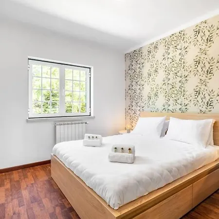 Villa Coral - Private Large Pool & Garden