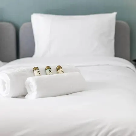 Coral - Private Large Pool & Garden Famalicão