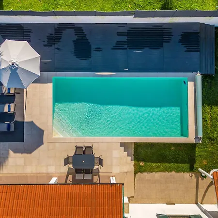 Coral - Private Large Pool & Garden Вилла