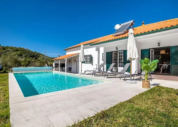 Coral - Private Large Pool & Garden Willa