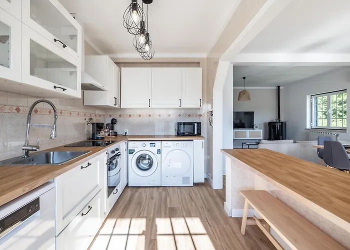 Coral - Private Large Pool & Garden * Famalicão