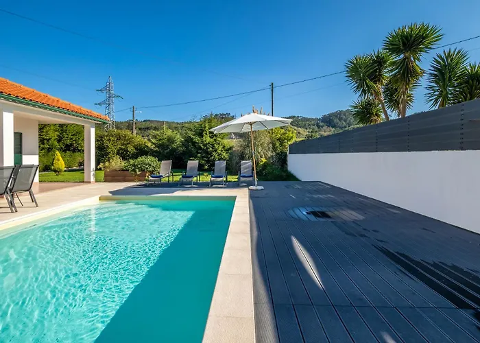 Coral - Private Large Pool & Garden Willa *